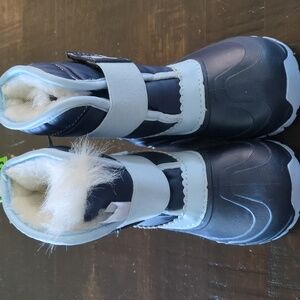 Kids snow boots